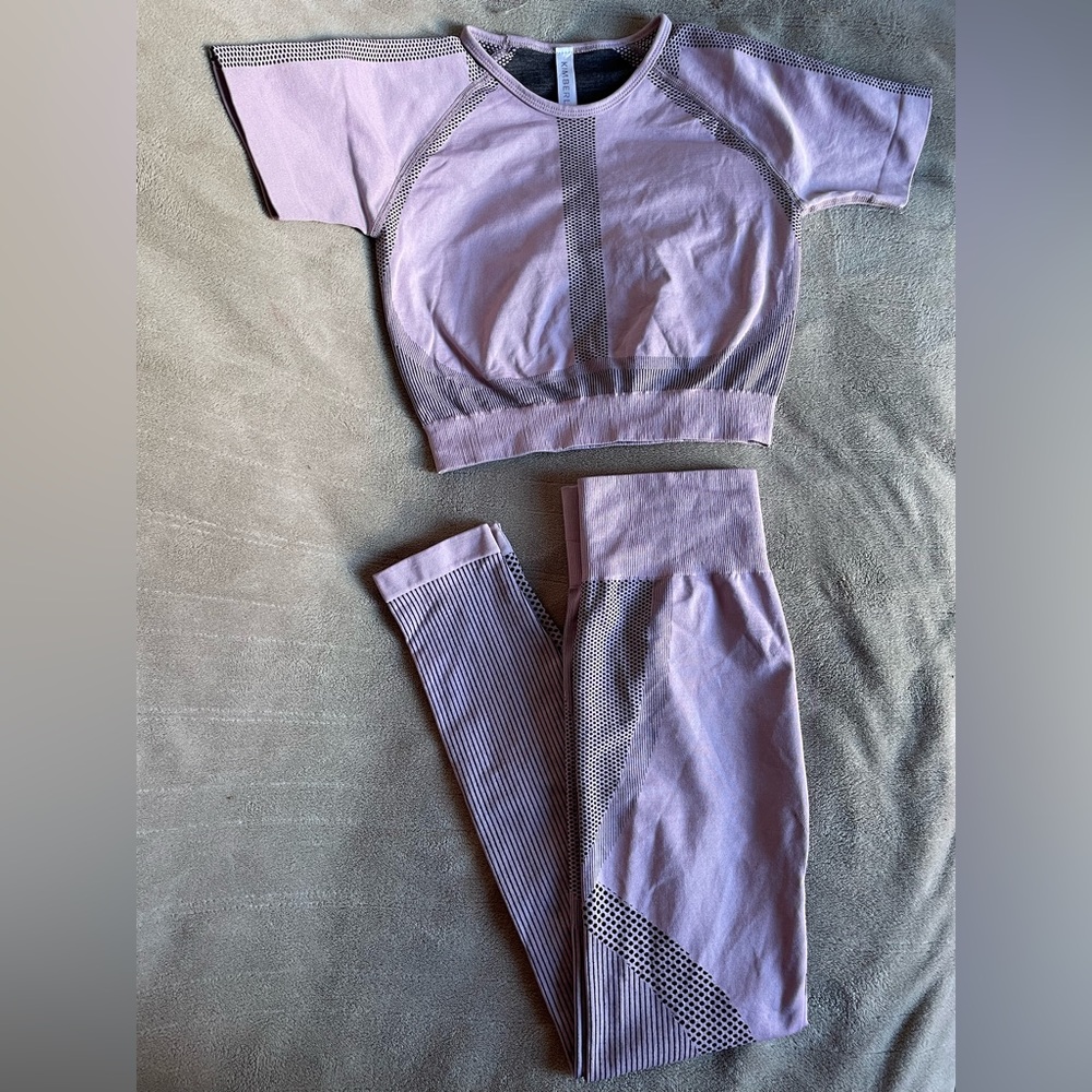 Women’s workout set size small